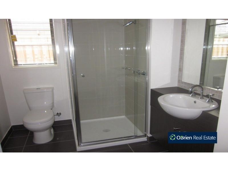 7 Kayanite Way, Officer VIC 3809