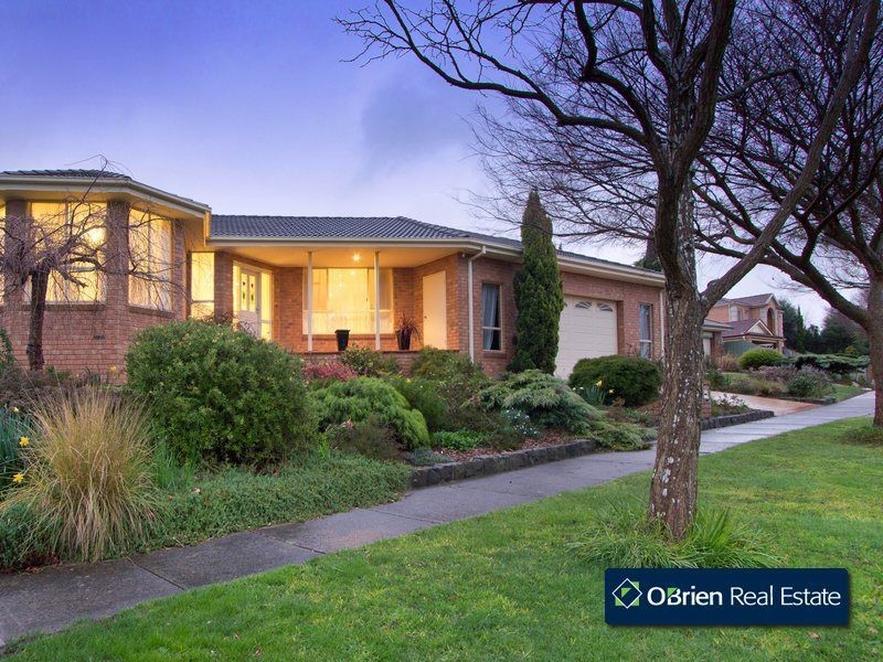 3 Hillrise Close, Narre Warren South VIC 3805