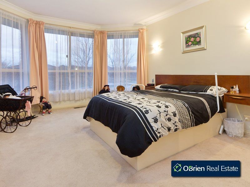 3 Hillrise Close, Narre Warren South VIC 3805