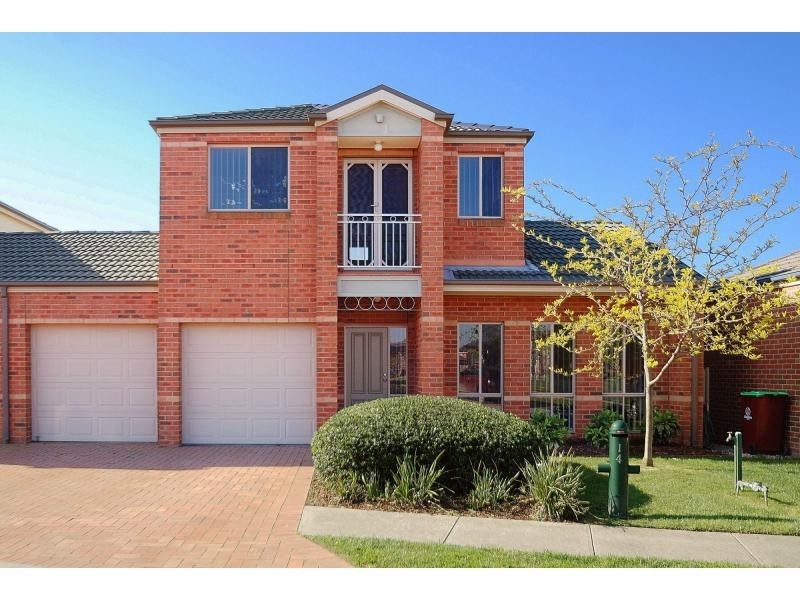 14 Penrose Drive, Narre Warren South VIC 3805