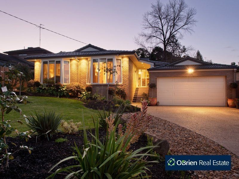 12 Shute Avenue, Berwick VIC 3806