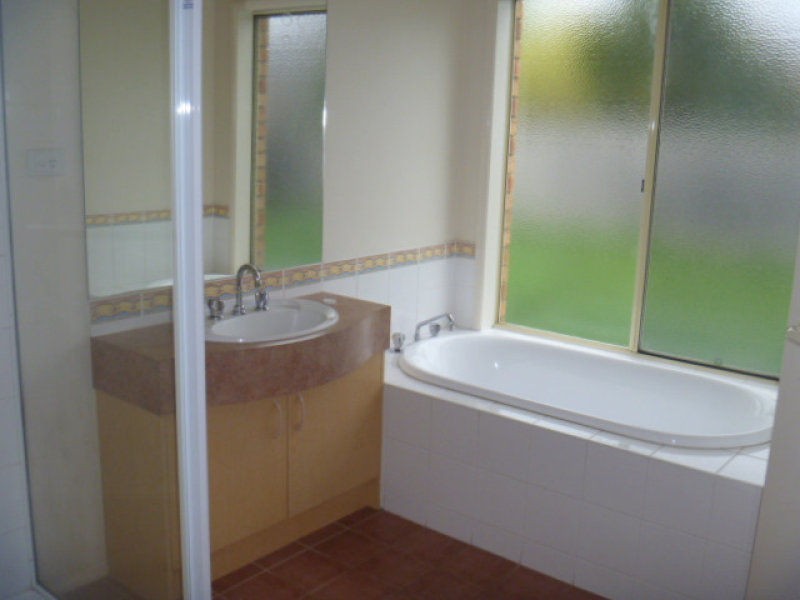 55 Streeton Way, Berwick VIC 3806