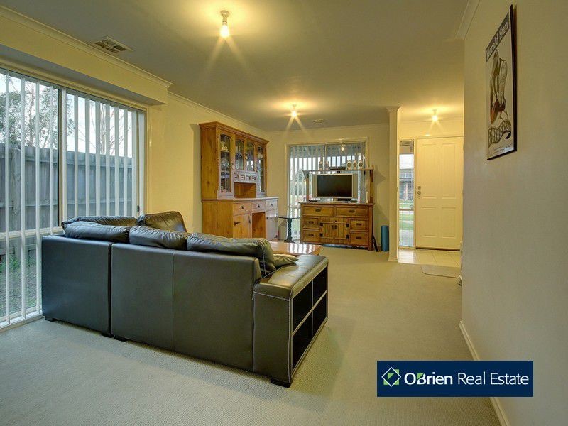 93 Sweeney Drive, Narre Warren VIC 3805