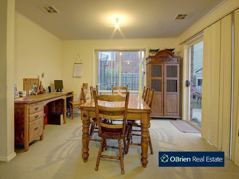 93 Sweeney Drive, Narre Warren VIC 3805