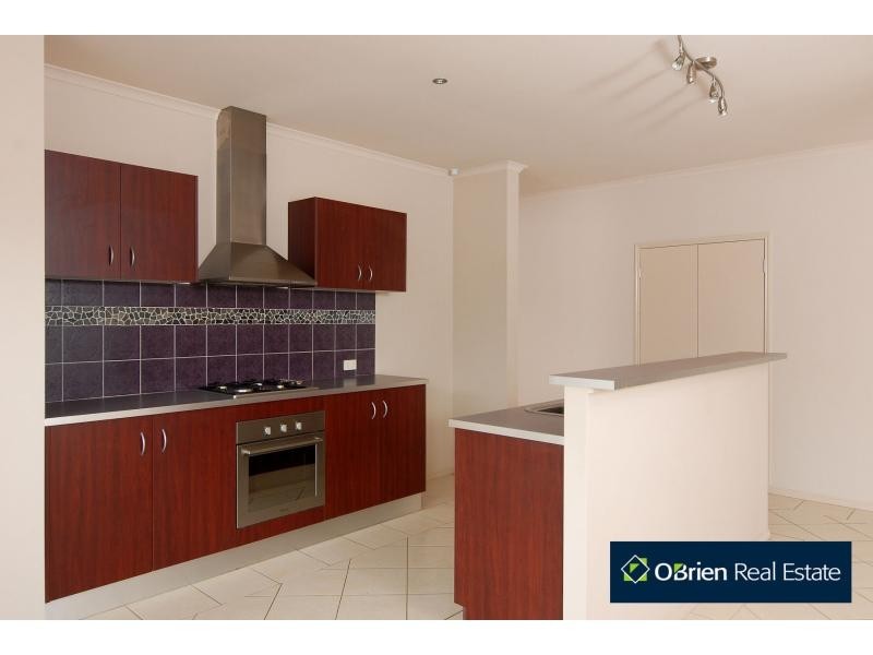 30 Stringy Bark Circuit, Pakenham VIC 3810