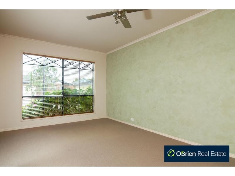 30 Stringy Bark Circuit, Pakenham VIC 3810