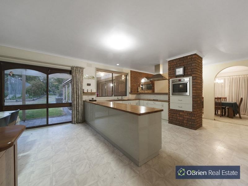 5 Facey Road, Devon Meadows VIC 3977