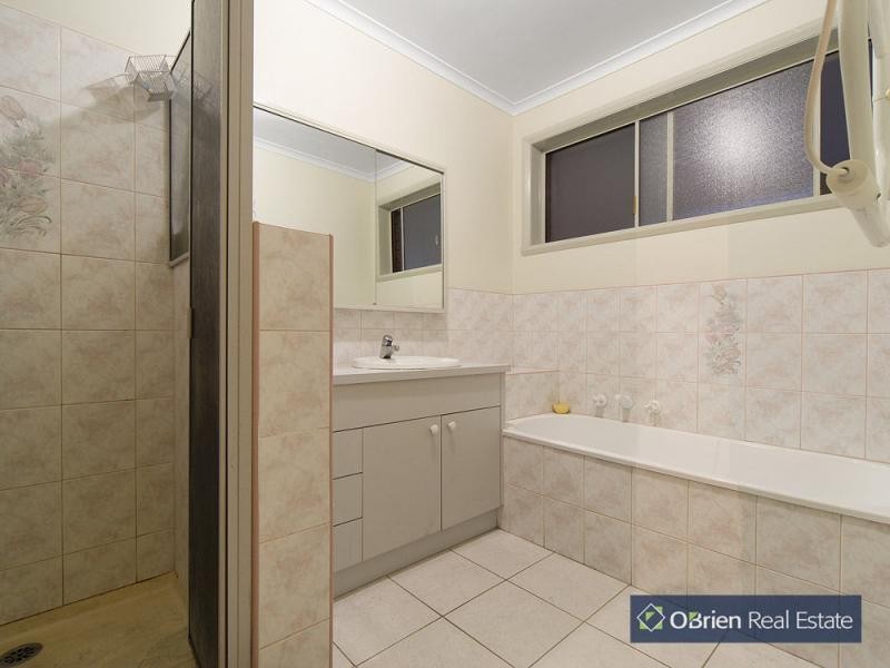 5 Facey Road, Devon Meadows VIC 3977