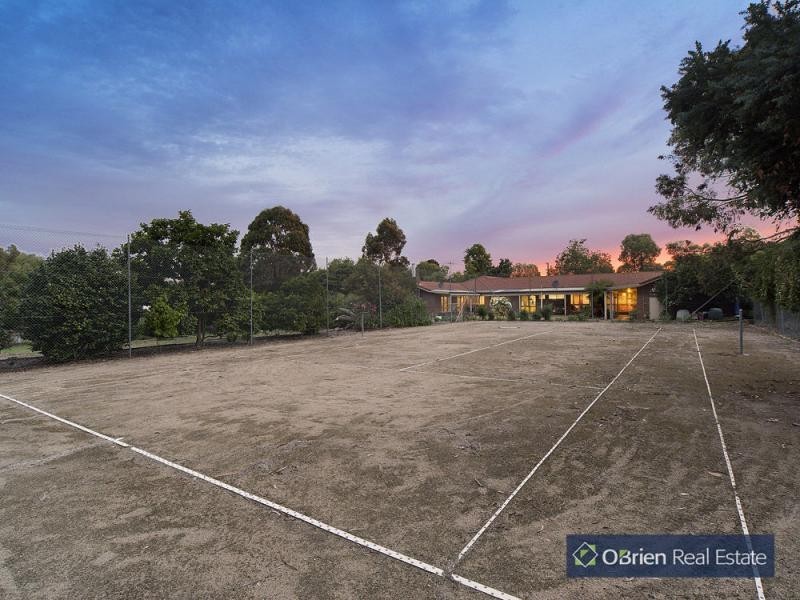 5 Facey Road, Devon Meadows VIC 3977