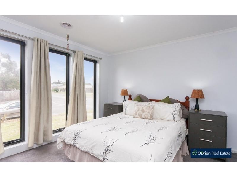 28 Gentle Annie Drive, Blind Bight VIC 3980