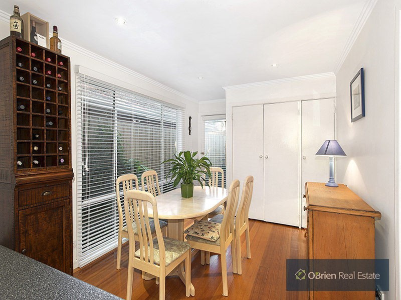 18 Eden Street, Cheltenham VIC 3192