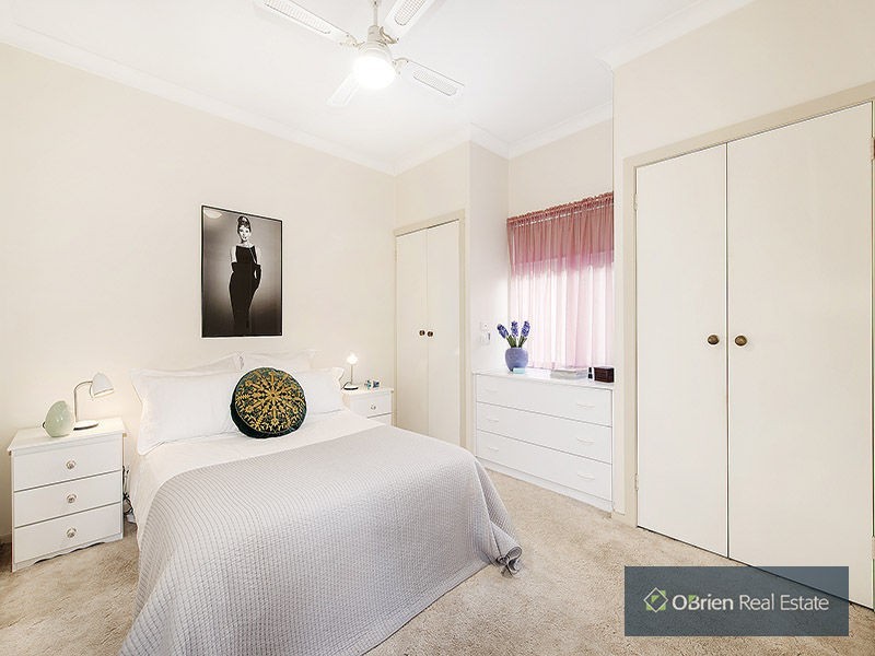 18 Eden Street, Cheltenham VIC 3192