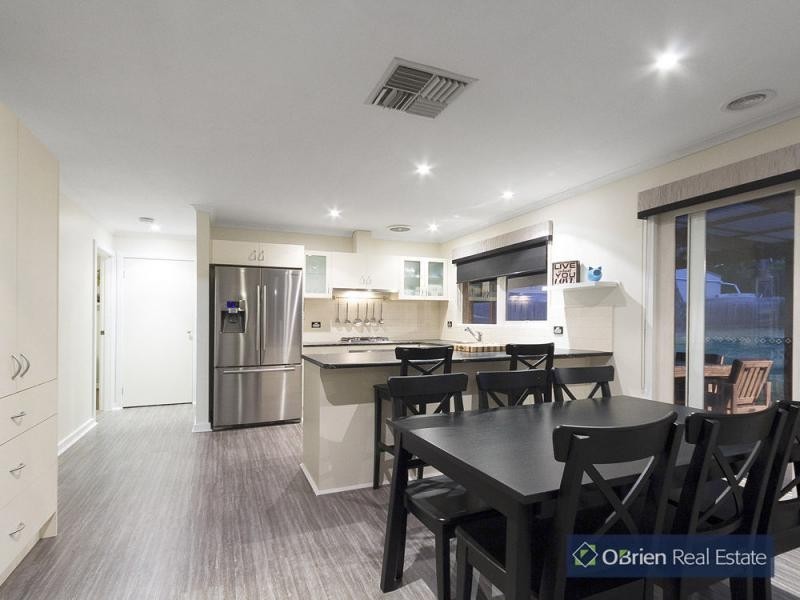 29 Charles Drive, Pearcedale VIC 3912