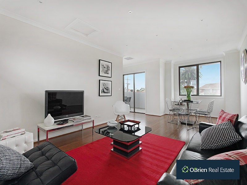 2/172-174 Warrigal Road, Mentone VIC 3194