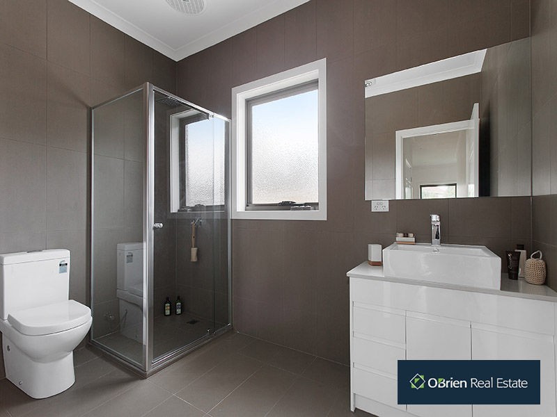 2/172-174 Warrigal Road, Mentone VIC 3194