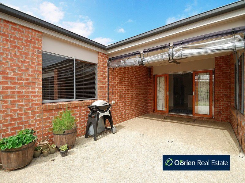 13 Flash Dan Drive, Cranbourne East VIC 3977