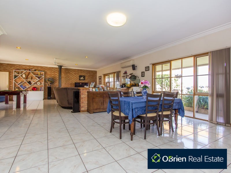 4 Pivato Court, Devon Meadows VIC 3977