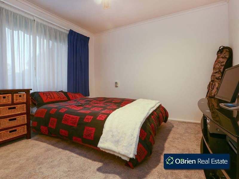 4 Pin Oak Court, Narre Warren VIC 3805
