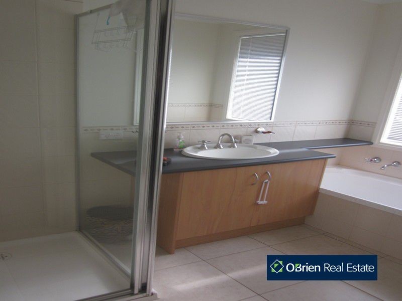 3 Duffy Court, Berwick VIC 3806