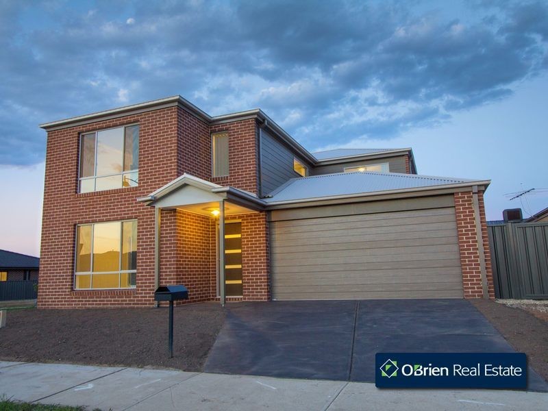 132 Alisma Boulevard, Cranbourne North VIC 3977