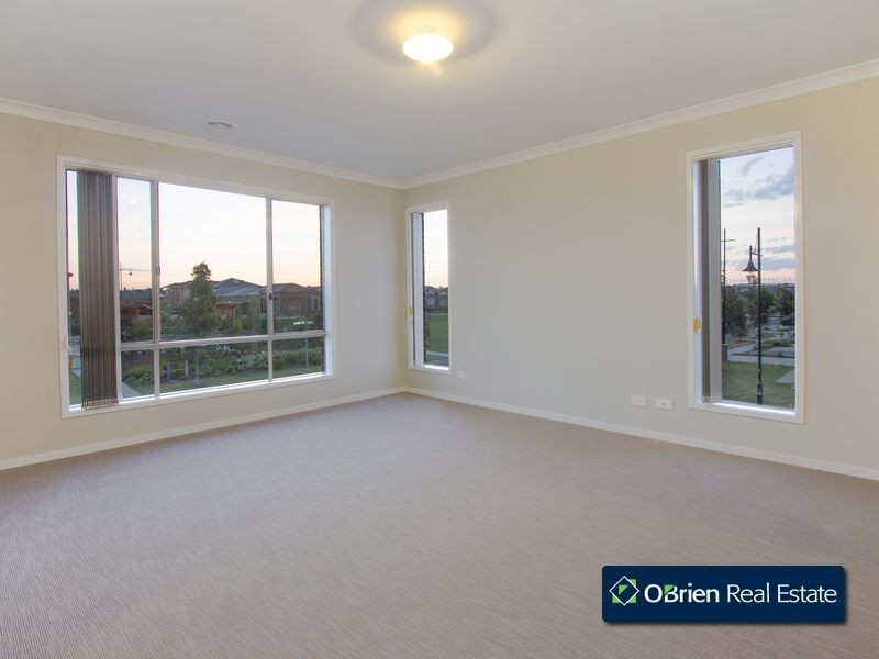 132 Alisma Boulevard, Cranbourne North VIC 3977