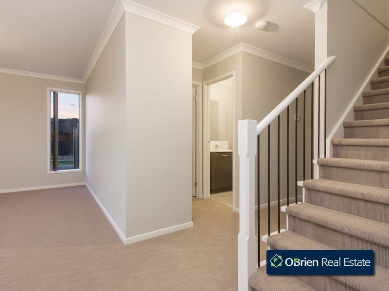 132 Alisma Boulevard, Cranbourne North VIC 3977