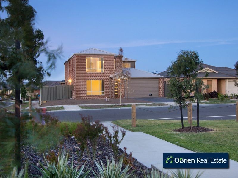 132 Alisma Boulevard, Cranbourne North VIC 3977