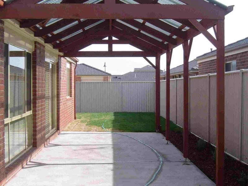 8 Barwon Drive, Pakenham VIC 3810