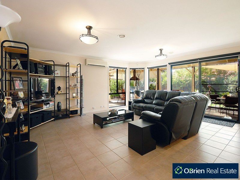 6 Lomandra Court, Narre Warren South VIC 3805