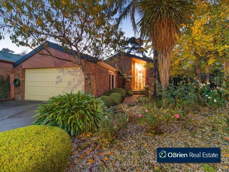 2 Martin Court, Berwick VIC 3806