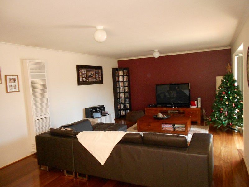 Unit 4/12 Fieldhouse Lane, Berwick VIC 3806