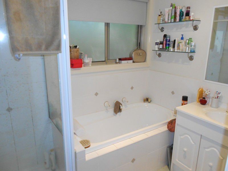 Unit 4/12 Fieldhouse Lane, Berwick VIC 3806