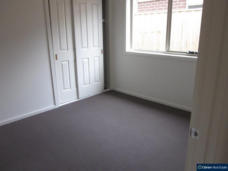 9 Fantail Lane, Pakenham VIC 3810