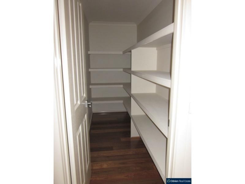 9 Fantail Lane, Pakenham VIC 3810