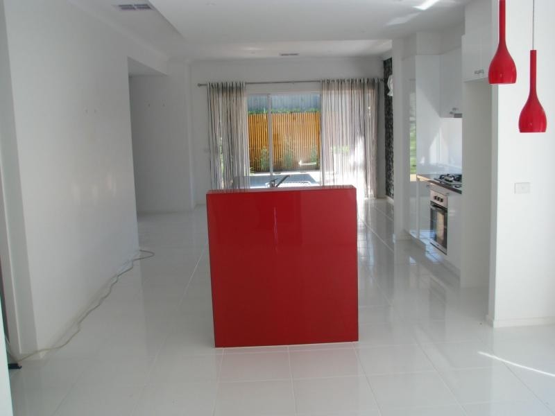 39 Kimberly Grove, Pakenham VIC 3810