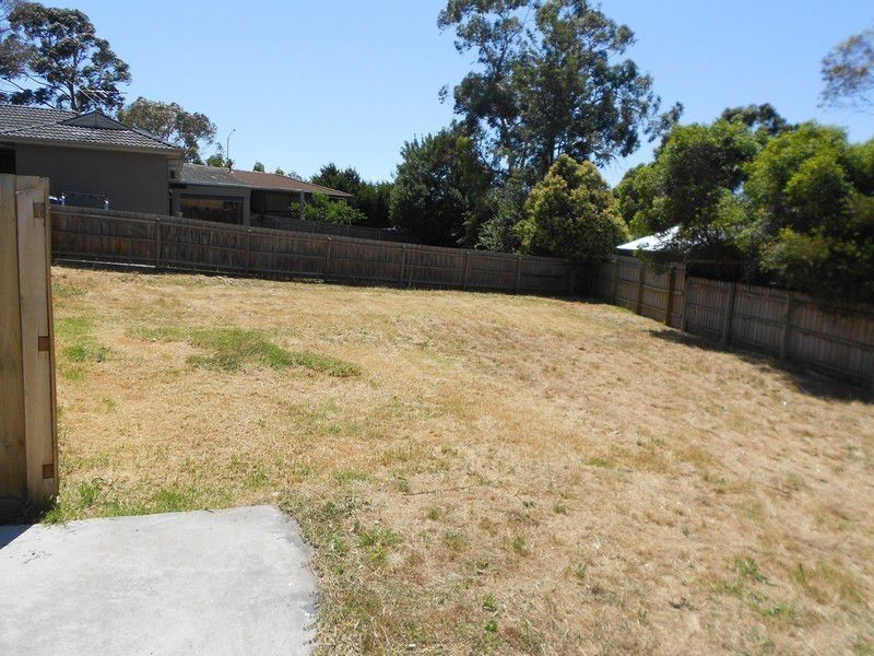 8A Slingsby Avenue, Beaconsfield VIC 3807