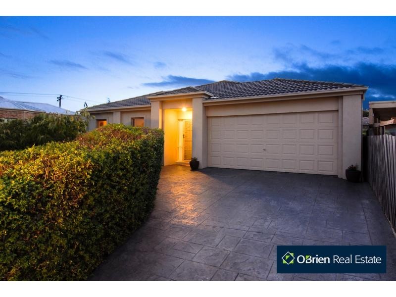 9 Pineview Court, Narre Warren South VIC 3805