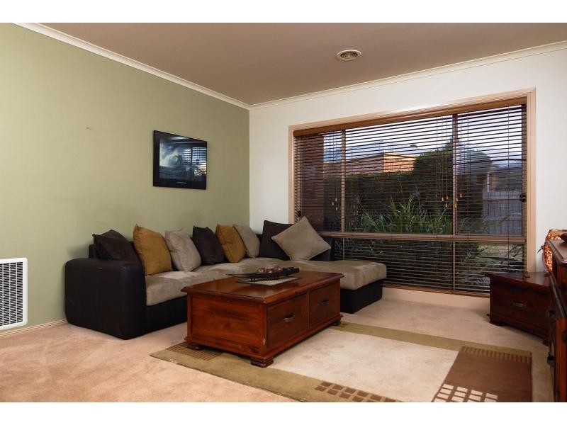 9 Pineview Court, Narre Warren South VIC 3805