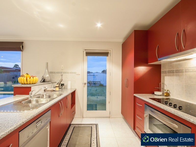 6 Makitti Close, Tooradin VIC 3980