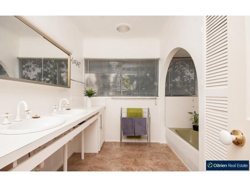 11 Hann Street, Pearcedale VIC 3912