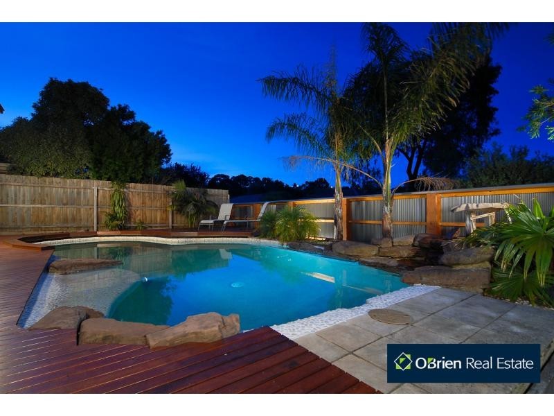 3 Rozzy Parade, Narre Warren VIC 3805