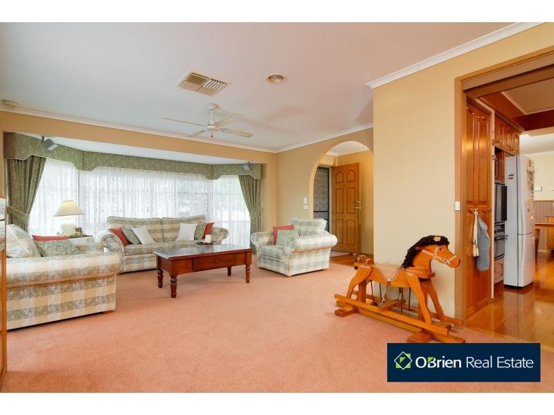 3 Rozzy Parade, Narre Warren VIC 3805