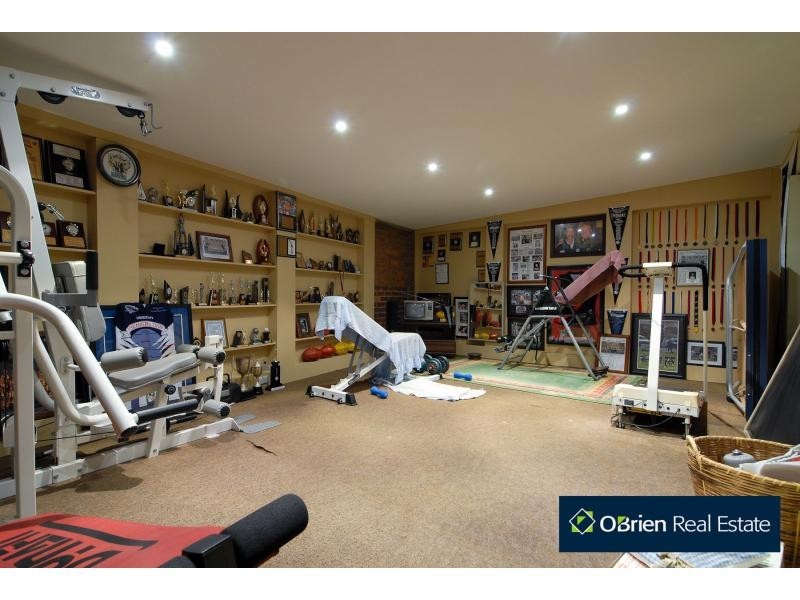 3 Rozzy Parade, Narre Warren VIC 3805