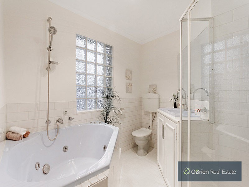 1/130 Warrigal Road, Mentone VIC 3194