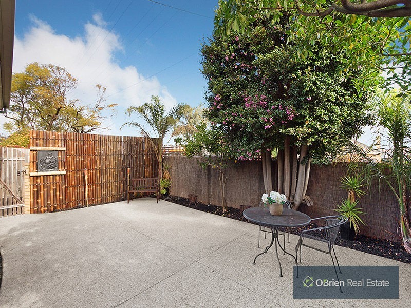 1/130 Warrigal Road, Mentone VIC 3194