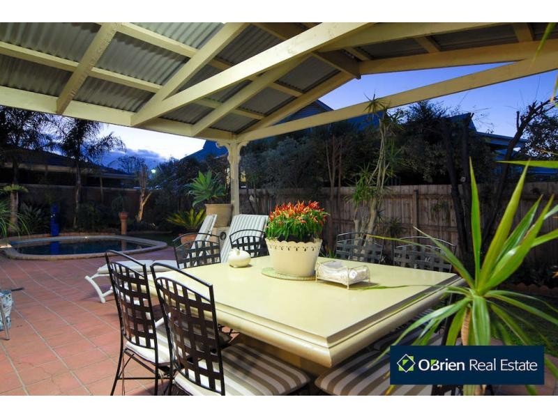 4 Begonia Way, Narre Warren South VIC 3805