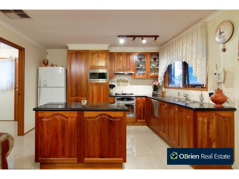 7 Marjoram close, Hallam VIC 3803
