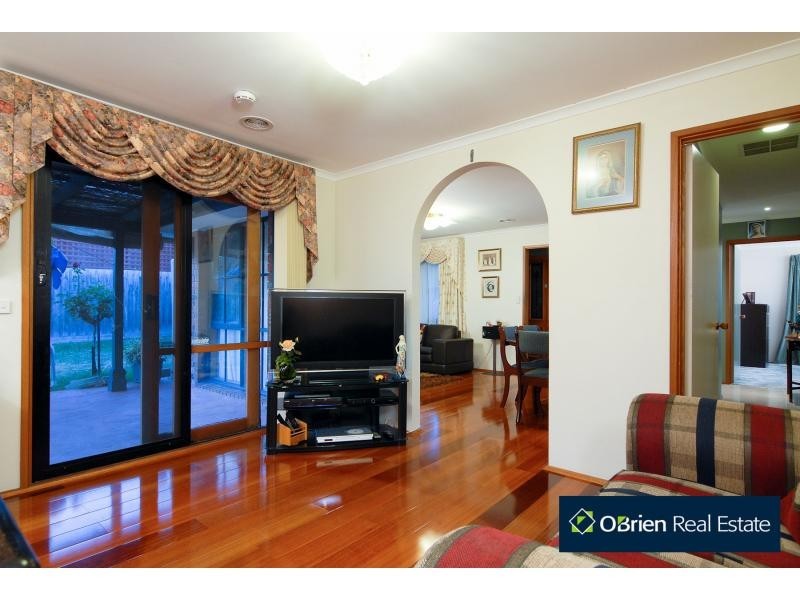 7 Marjoram close, Hallam VIC 3803