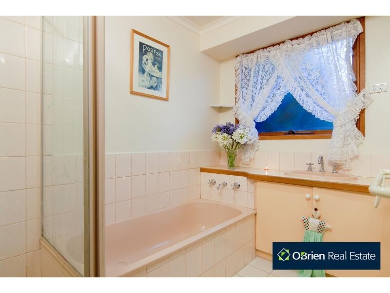 7 Marjoram close, Hallam VIC 3803