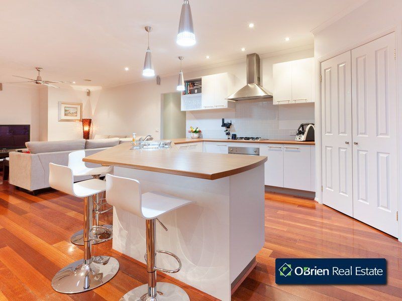 6 Piccadilly Court, Narre Warren South VIC 3805